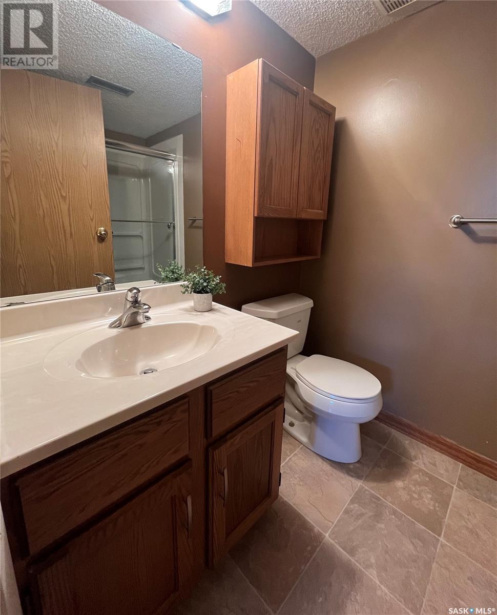 Photo 12 of 206 2237 Mcintyre Street, Regina SK