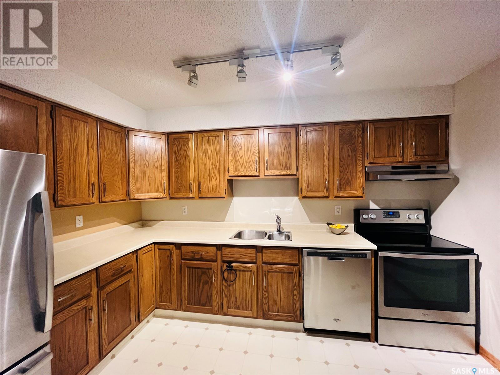 Photo 7 of 206 2237 Mcintyre Street, Regina SK