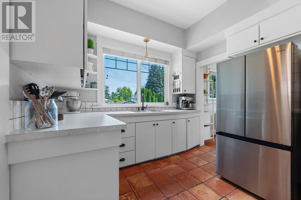 Photo 13 of 1750 Mcguire Avenue, North Vancouver BC