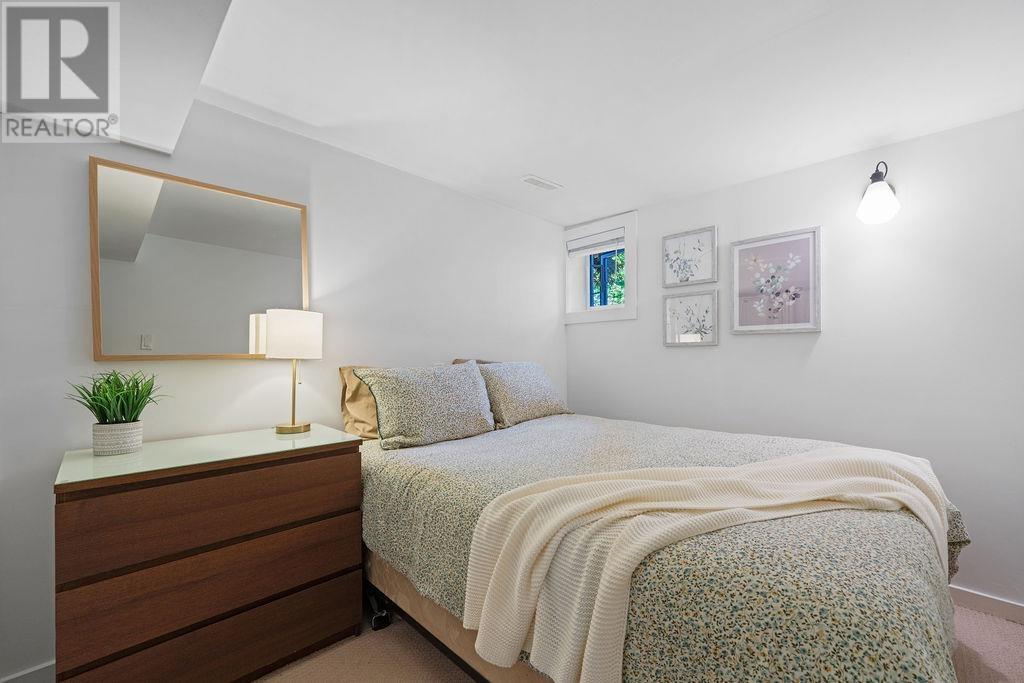 Photo 23 of 1750 Mcguire Avenue, North Vancouver BC