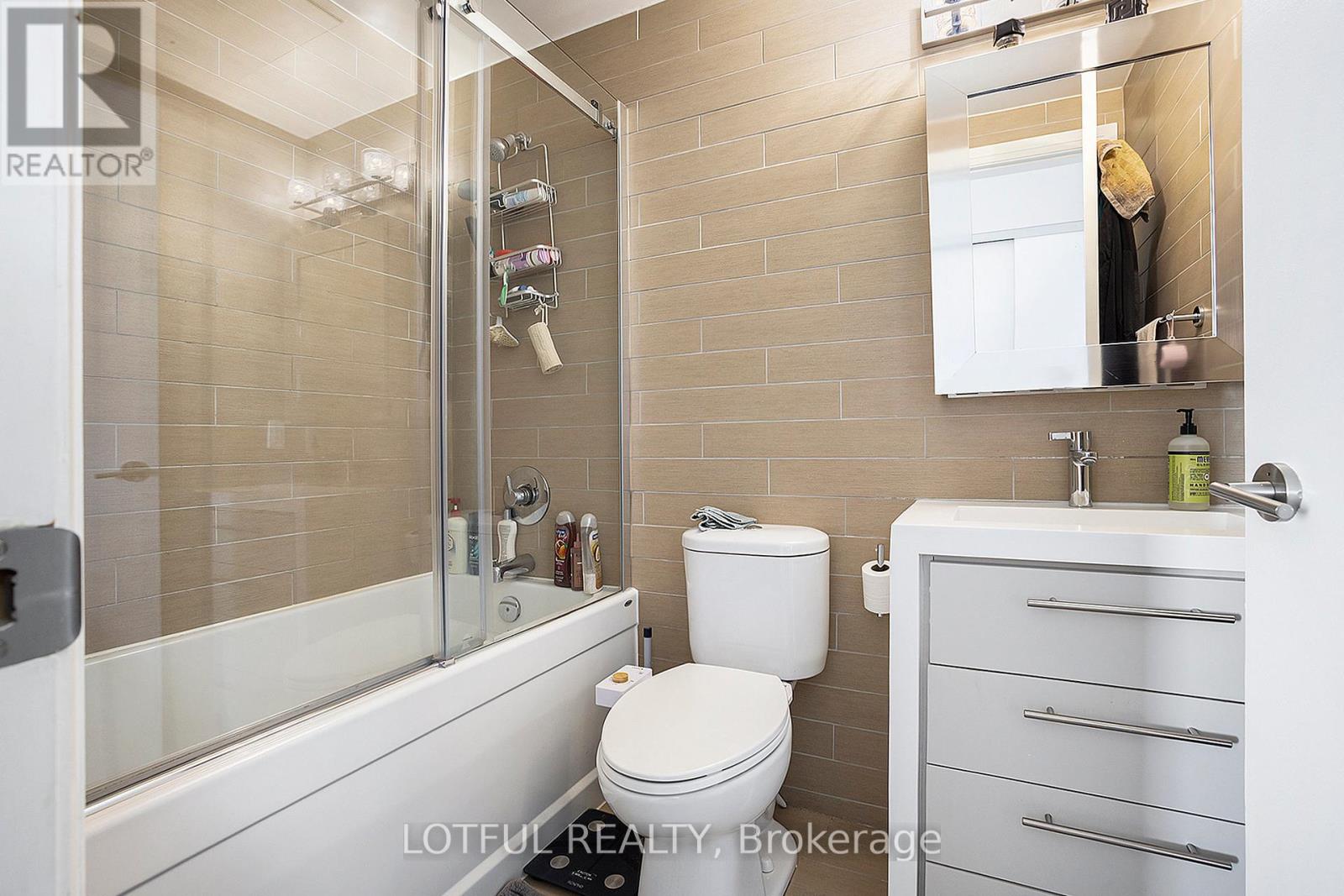 Photo 13 of 601 428 Sparks Street, Ottawa ON