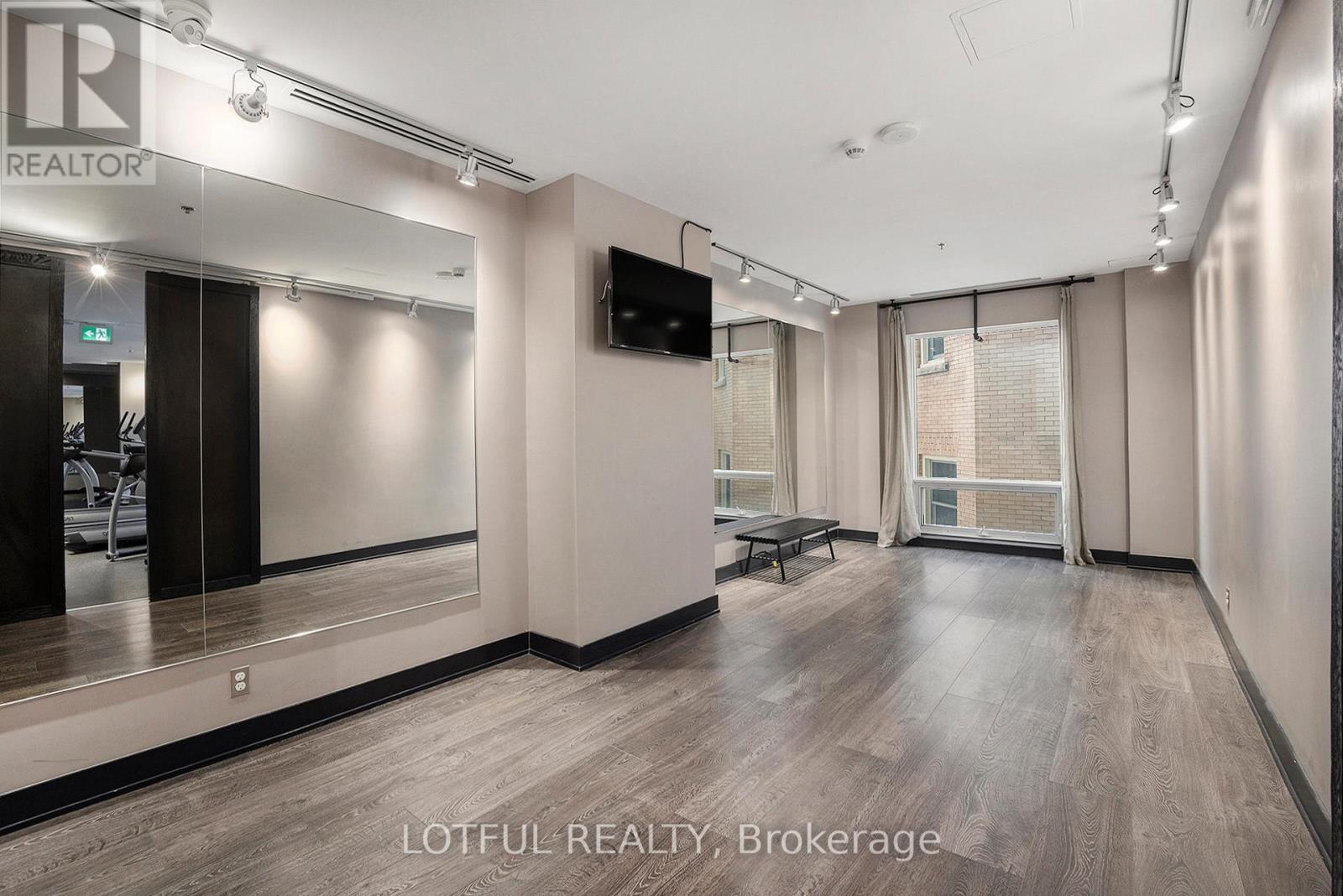 Photo 5 of 601 428 Sparks Street, Ottawa ON