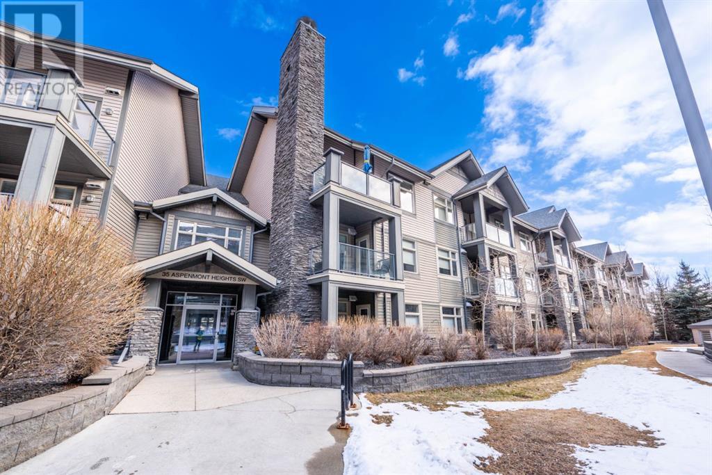 Single Family House for Sale in   Aspenmont Heights SW Aspen Woods Calgary 