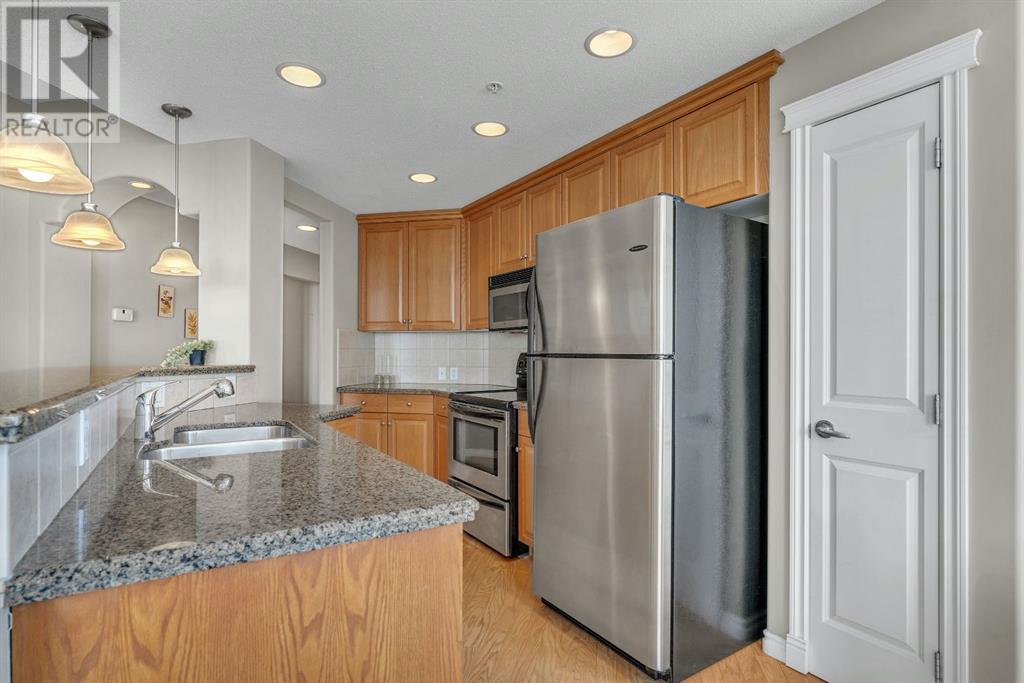 Single Family House for Sale in    Avenue NW Hounsfield Heights/Briar Hill Calgary 