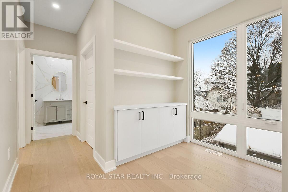 Photo 12 of 253 Duncairn Avenue, Ottawa ON