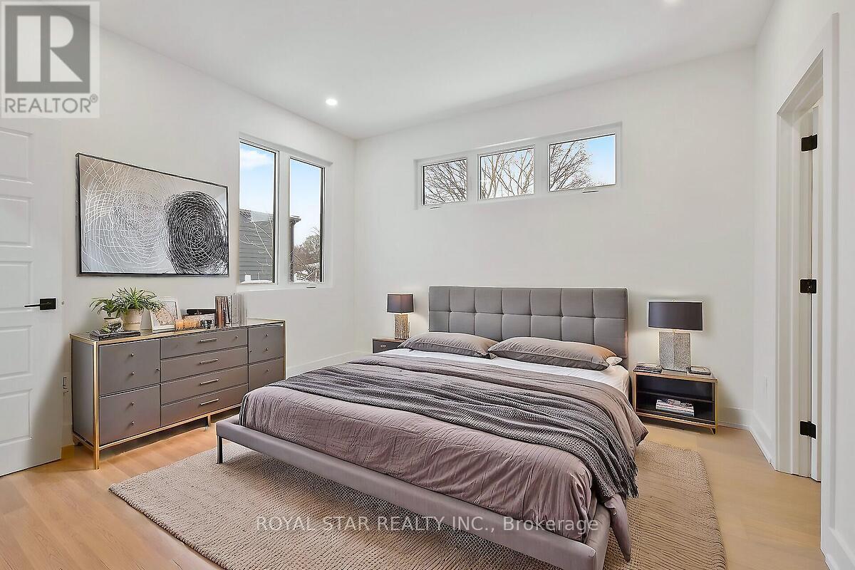 Photo 7 of 253 Duncairn Avenue, Ottawa ON