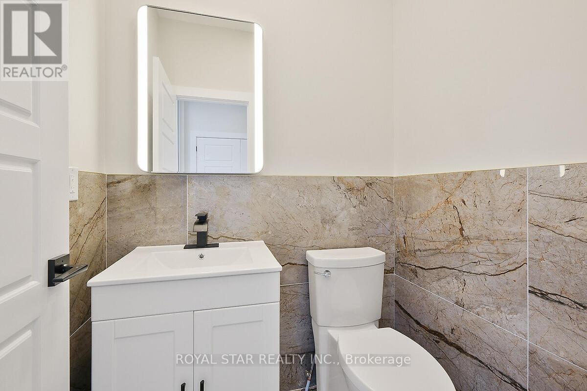 Photo 37 of 253 Duncairn Avenue, Ottawa ON