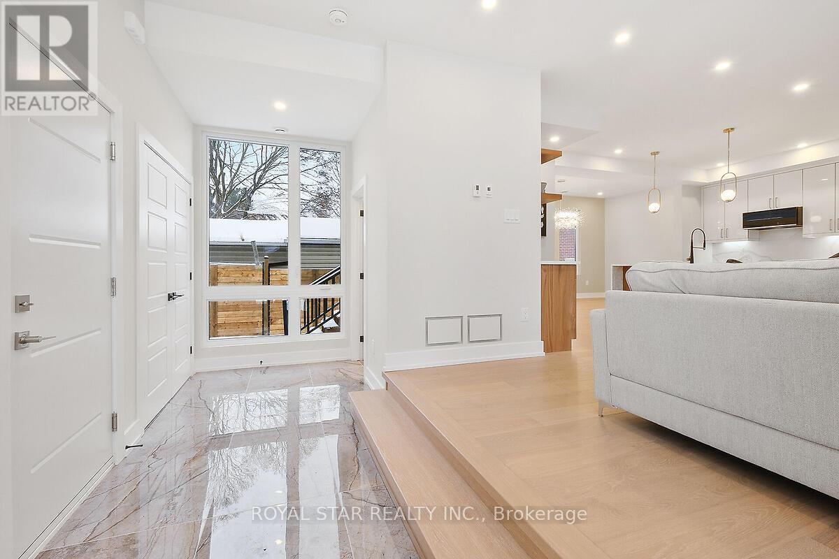Photo 23 of 253 Duncairn Avenue, Ottawa ON