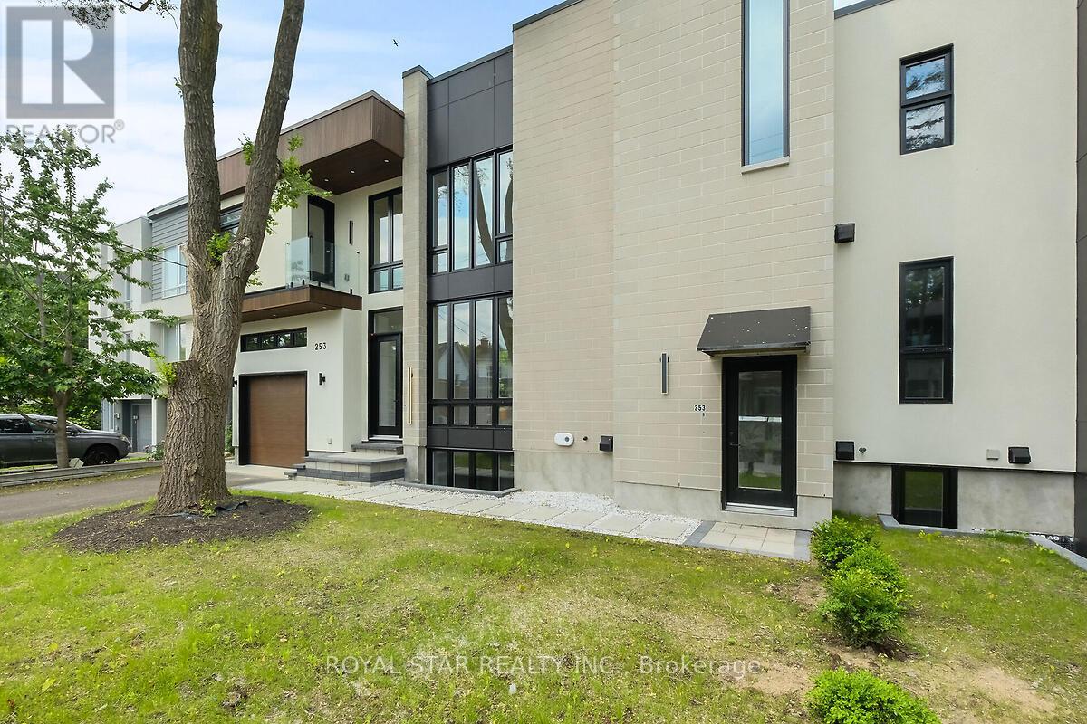 Photo 3 of 253 Duncairn Avenue, Ottawa ON