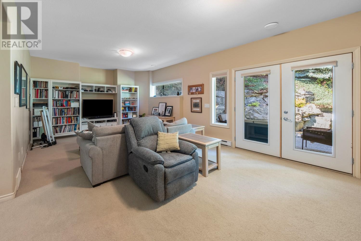  4182 Gallaghers Boulevard South, Kelowna