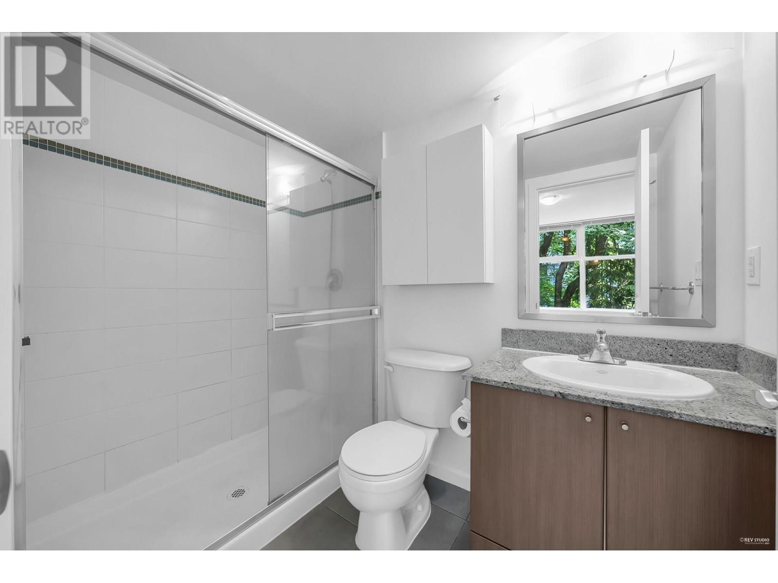 Photo 5 of 207 9262 University Crescent, Burnaby BC
