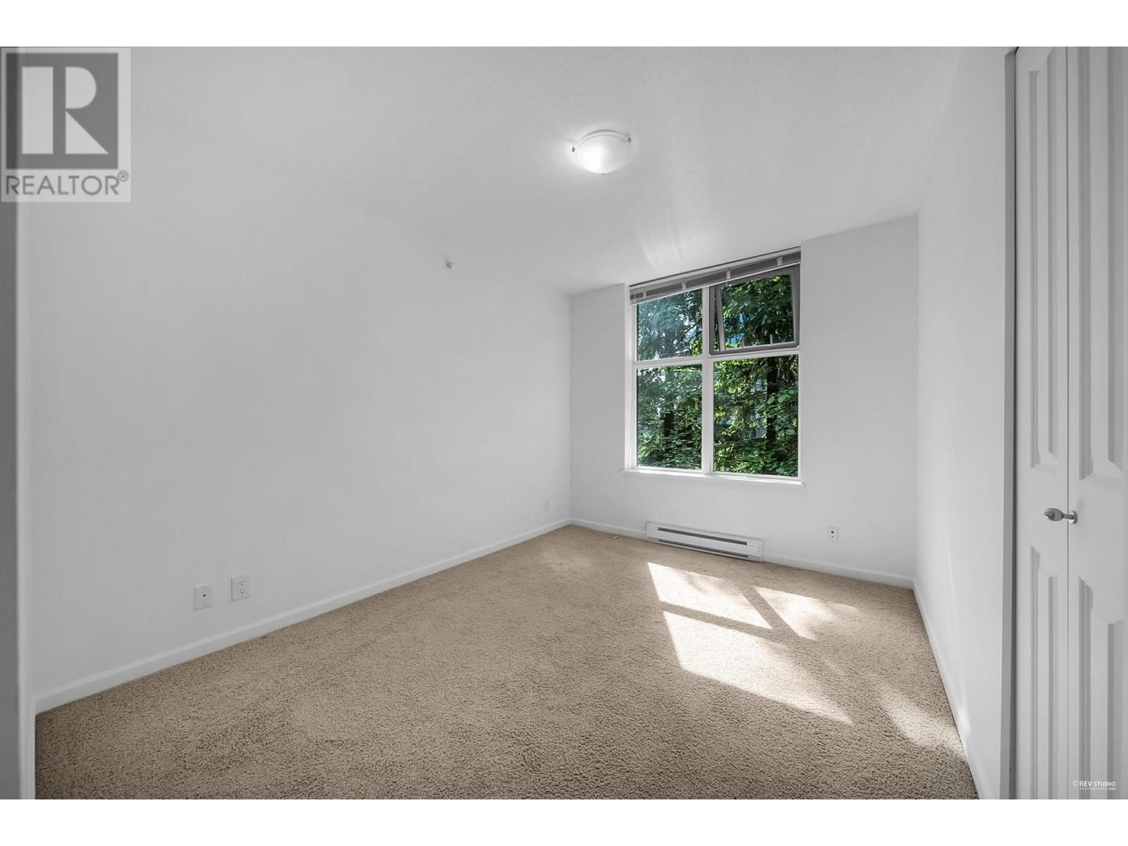 Photo 6 of 207 9262 University Crescent, Burnaby BC
