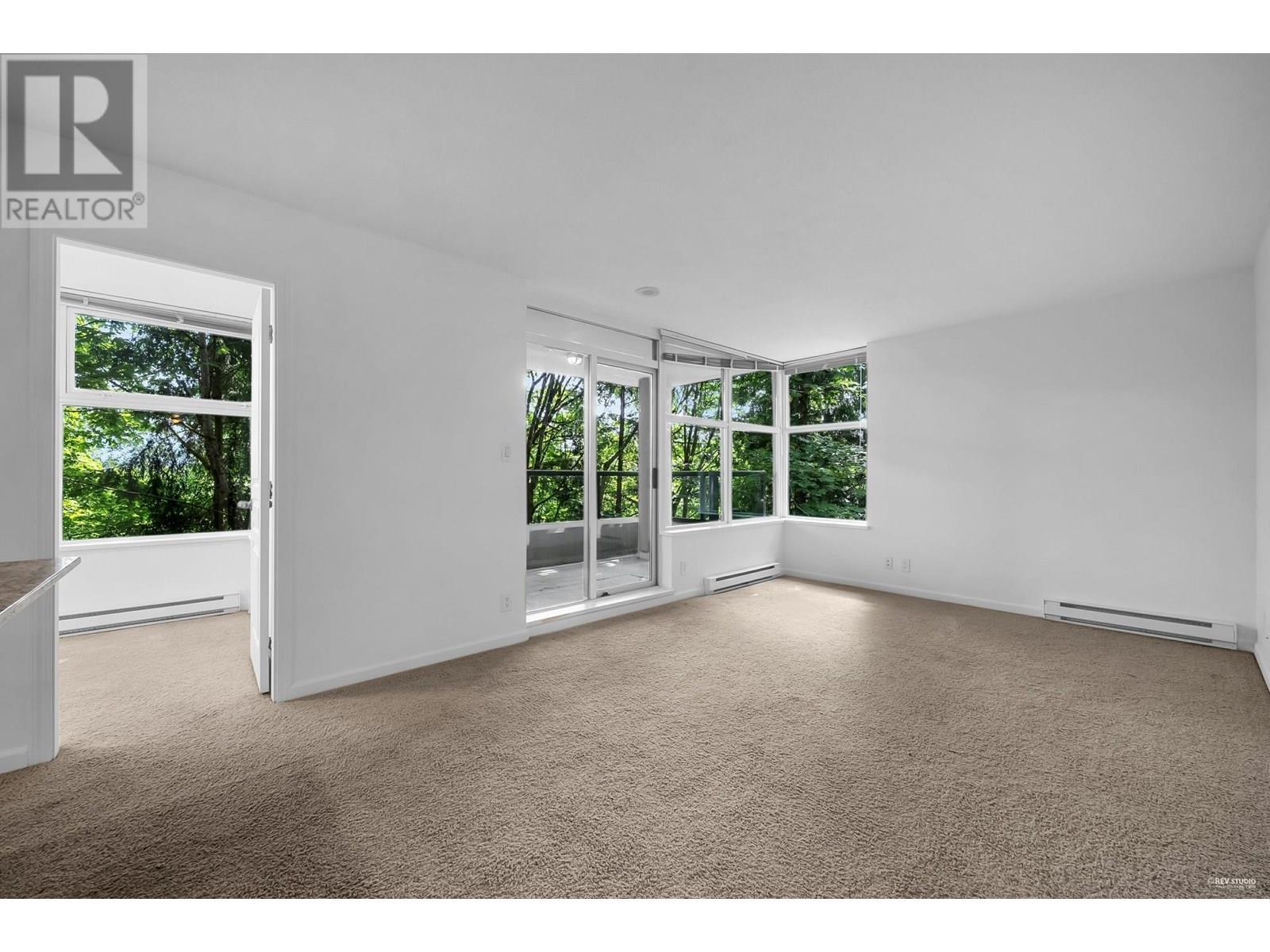 Photo 18 of 207 9262 University Crescent, Burnaby BC