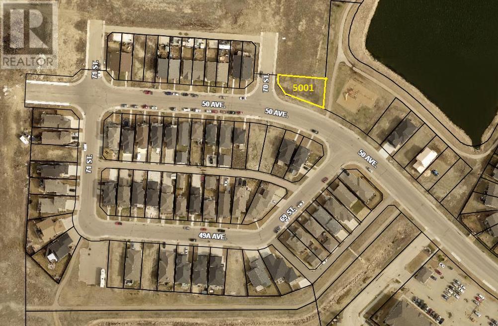 Photo 2 of 5001 70 Street, Camrose AB