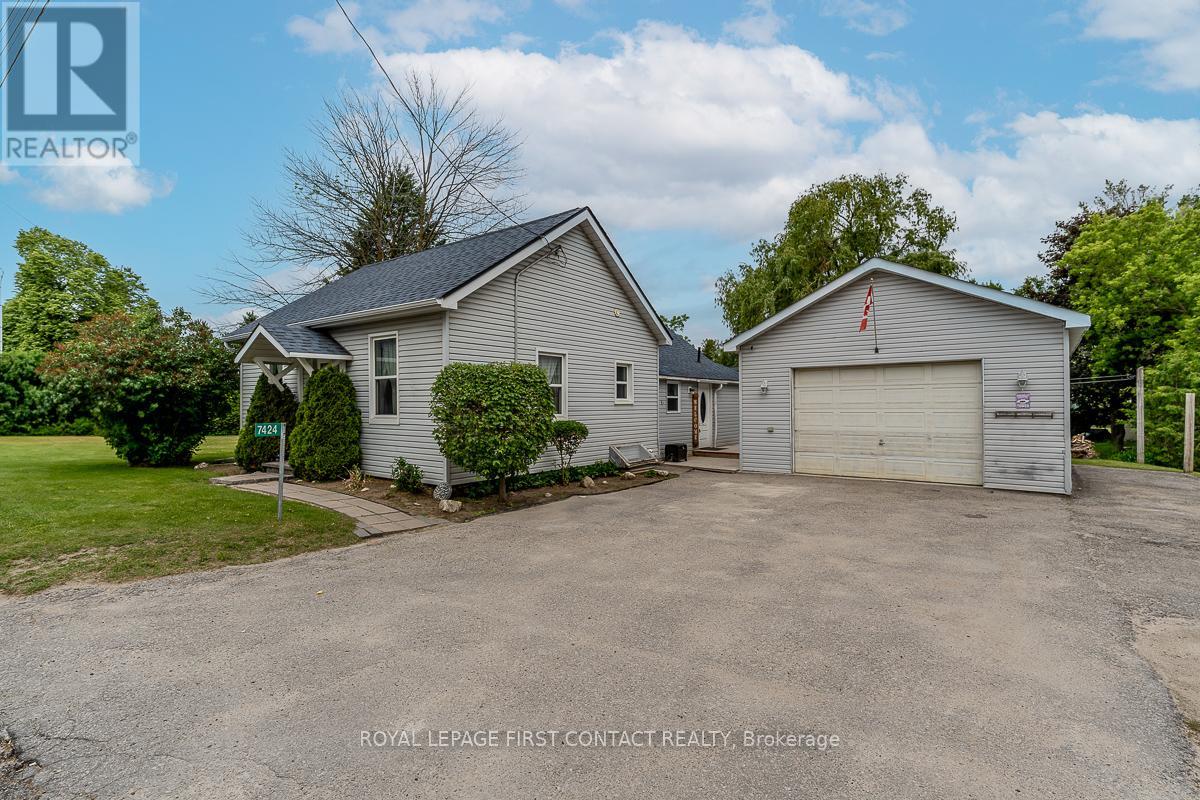 Photo 33 of 7424 County Rd 91 Road, Clearview ON