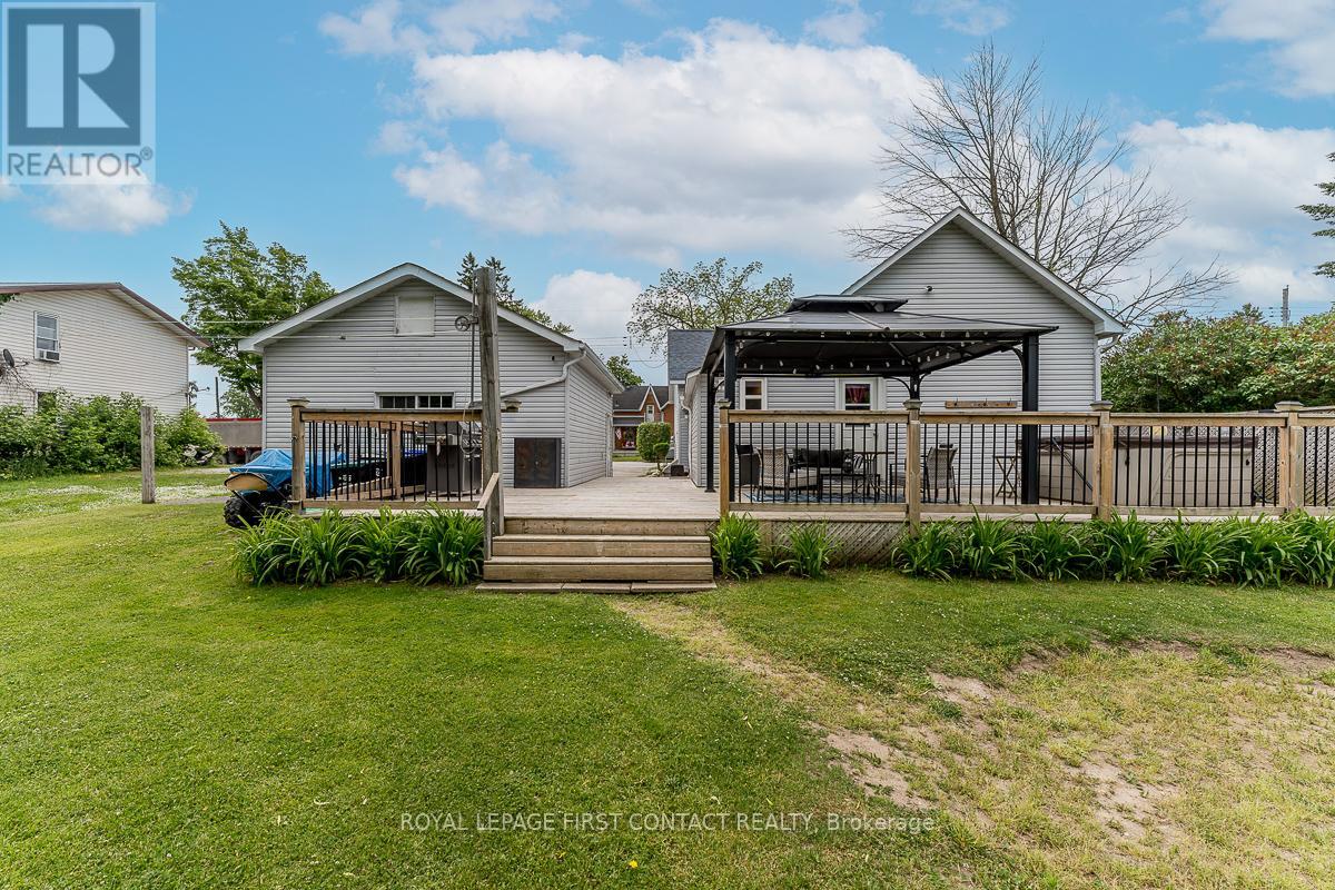 Photo 29 of 7424 County Rd 91 Road, Clearview ON