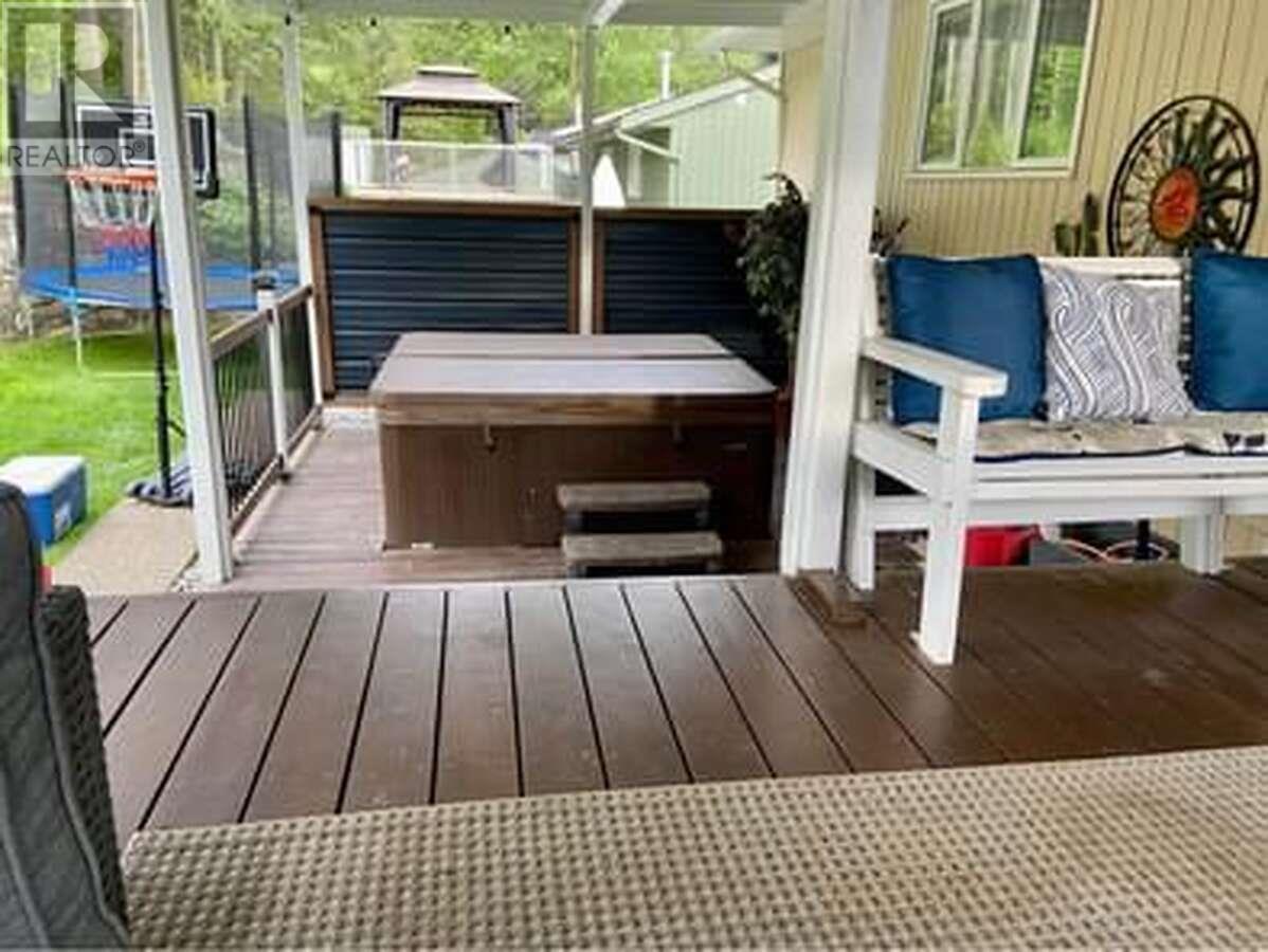 27 Preston Crescent, Enderby