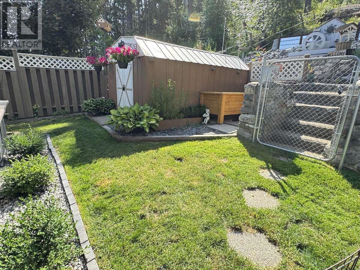 27 Preston Crescent, Enderby