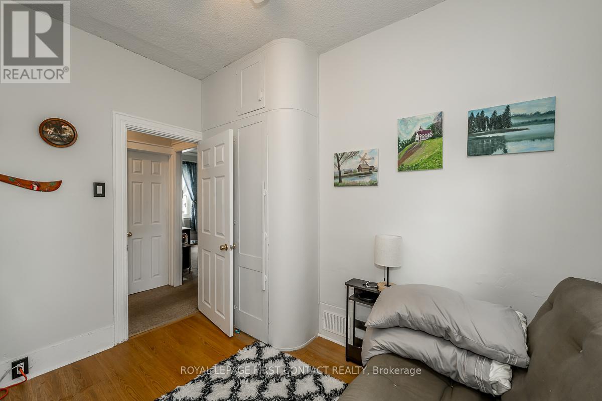 Photo 26 of 7424 County Rd 91 Road, Clearview ON