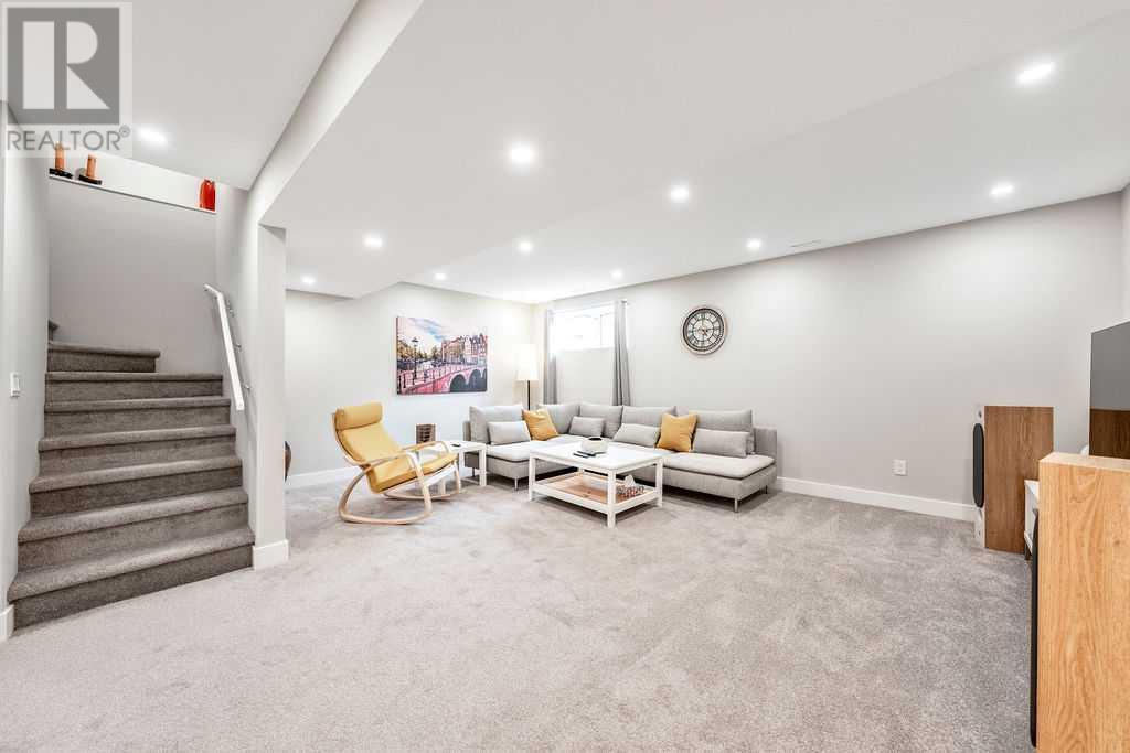 88 SUNDOWN MANOR - Image 33