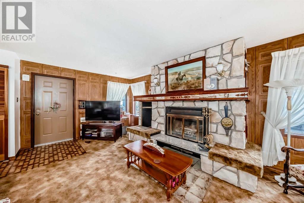 2715 40 Street SW, Calgary, Alberta