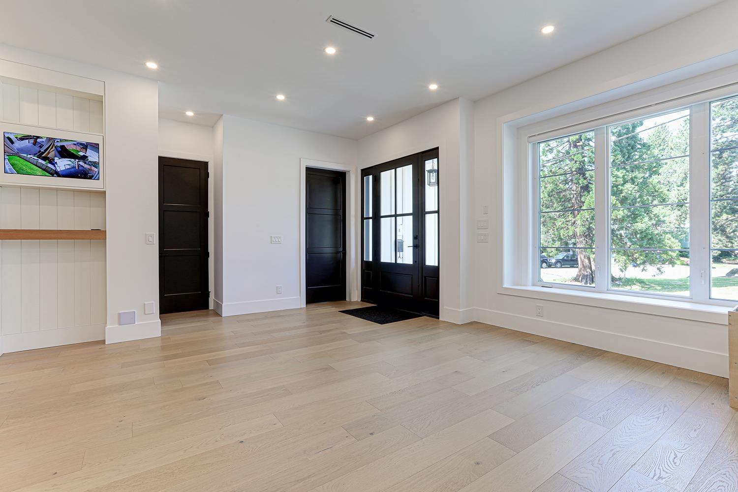 Photo 6 of 10486 Sunridge Place, Delta BC