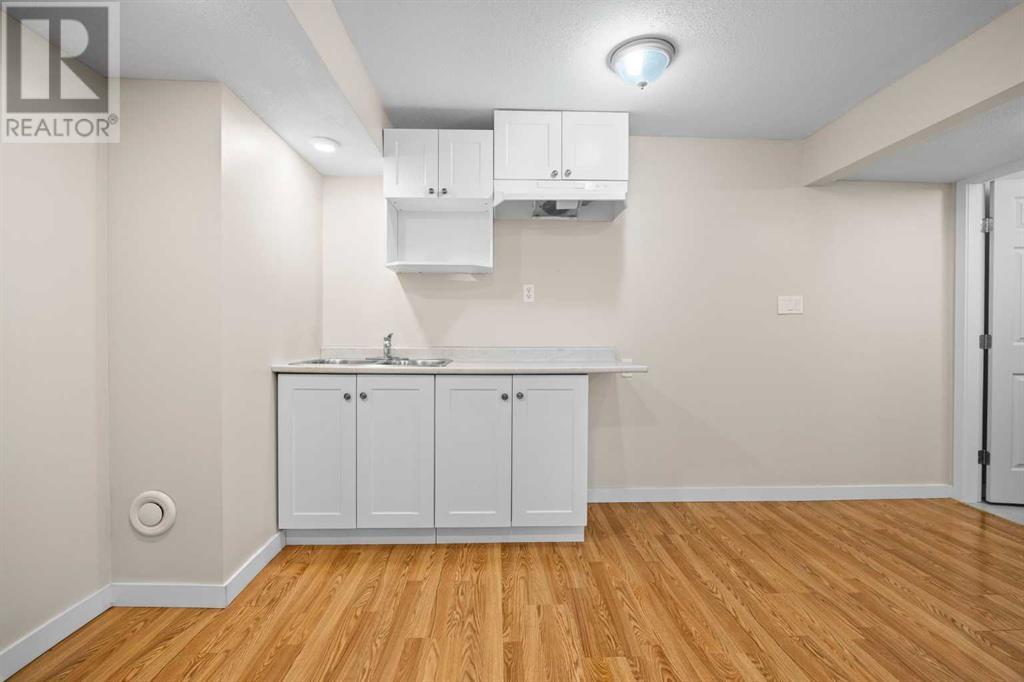 Single Family House for Sale in  Chaparral Ridge Terrace SE Chaparral Calgary 