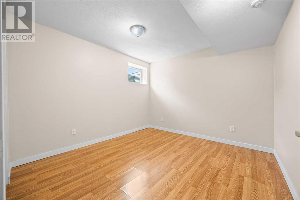 Single Family House for Sale in  Chaparral Ridge Terrace SE Chaparral Calgary 