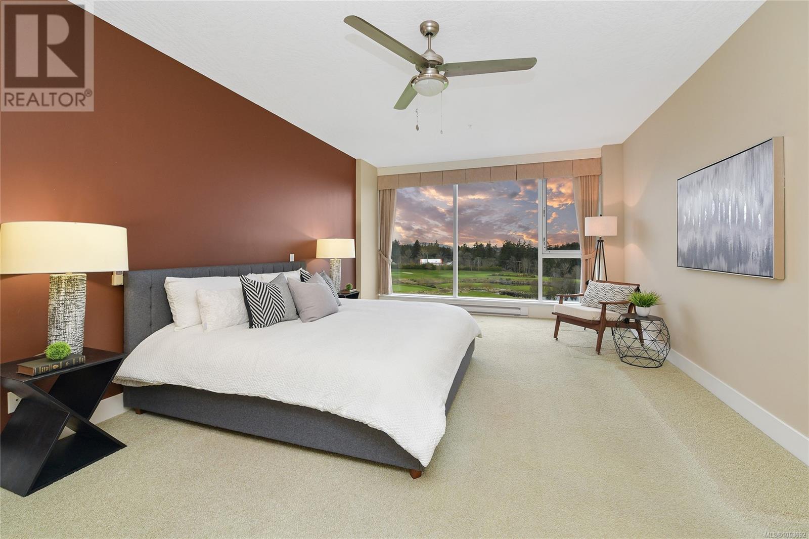 Photo 30 of 505 5332 Sayward Hill Cres, Saanich BC