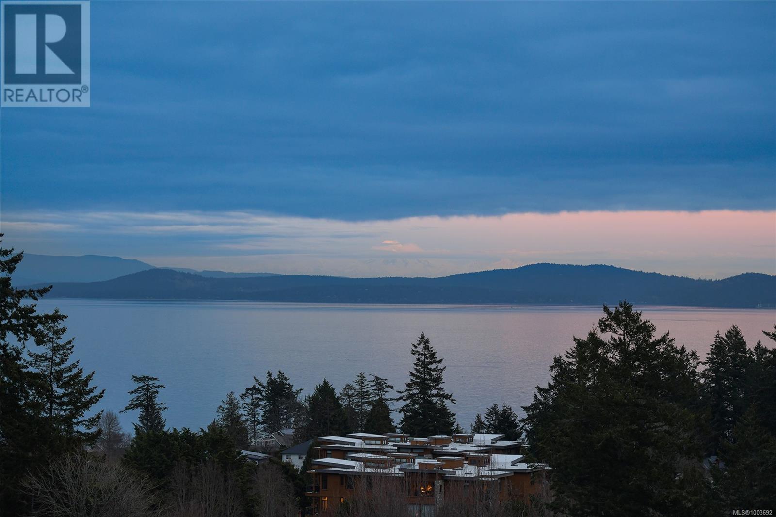 Photo 60 of 505 5332 Sayward Hill Cres, Saanich BC