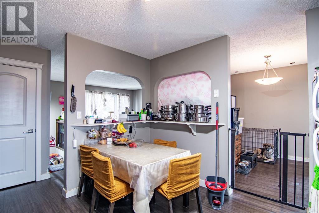 Photo 47 of 44 Oyen Crescent, Red Deer AB