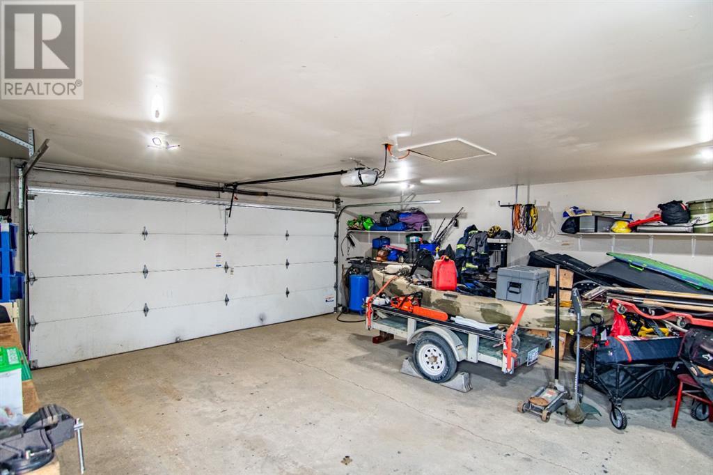 Photo 46 of 44 Oyen Crescent, Red Deer AB