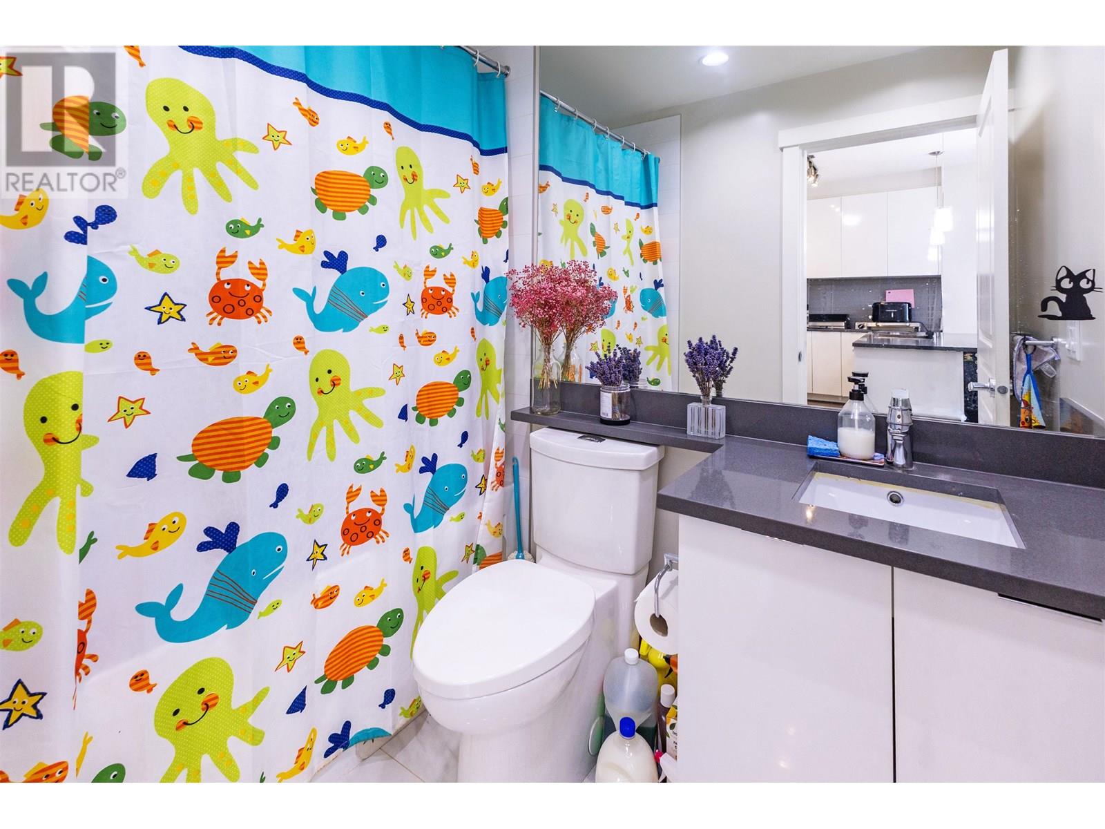 Photo 14 of 320 9311 Alexandra Road, Richmond BC