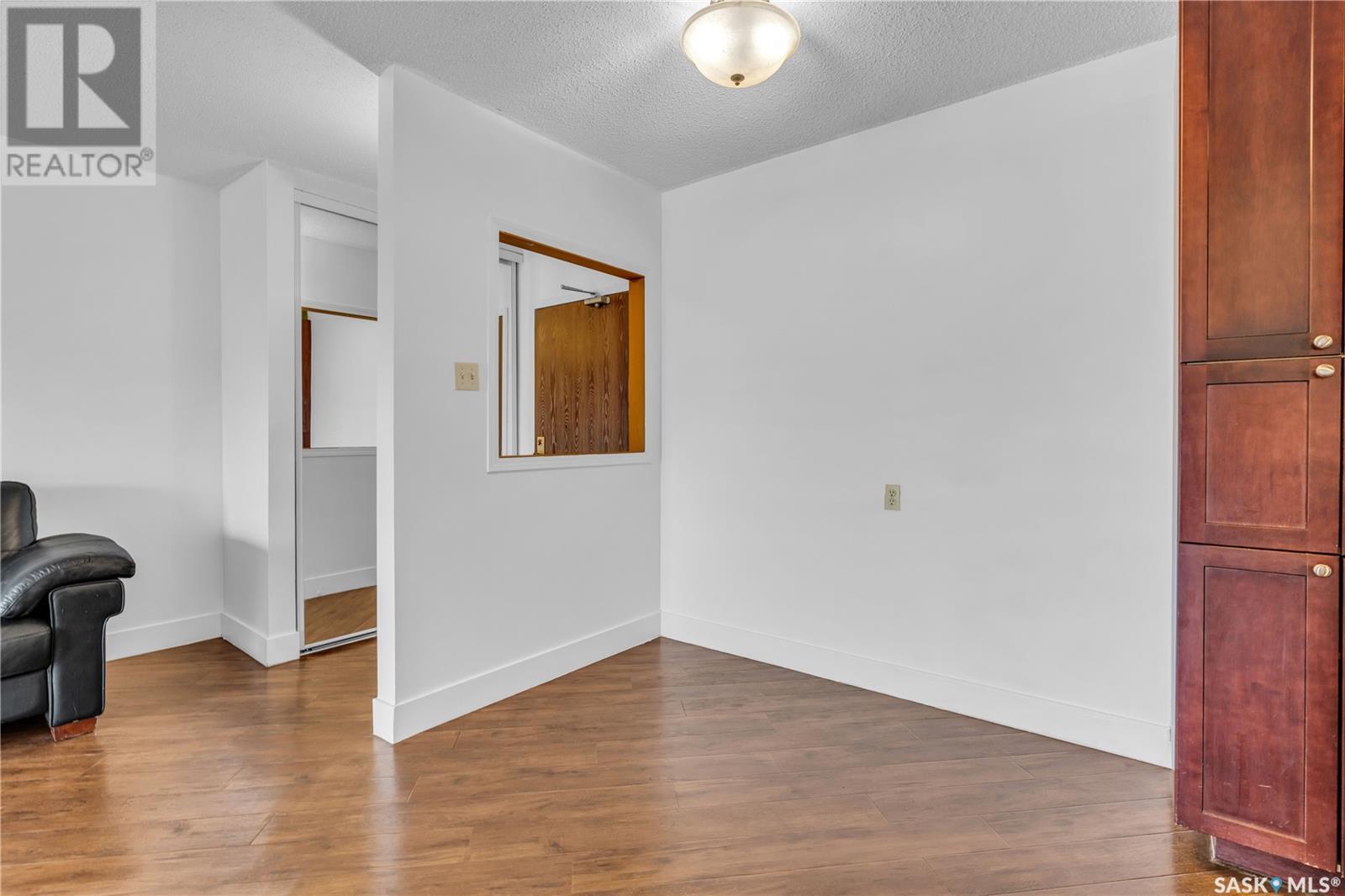 Single Family House Low rise for Sale in   Tait CRESCENT Saskatoon 