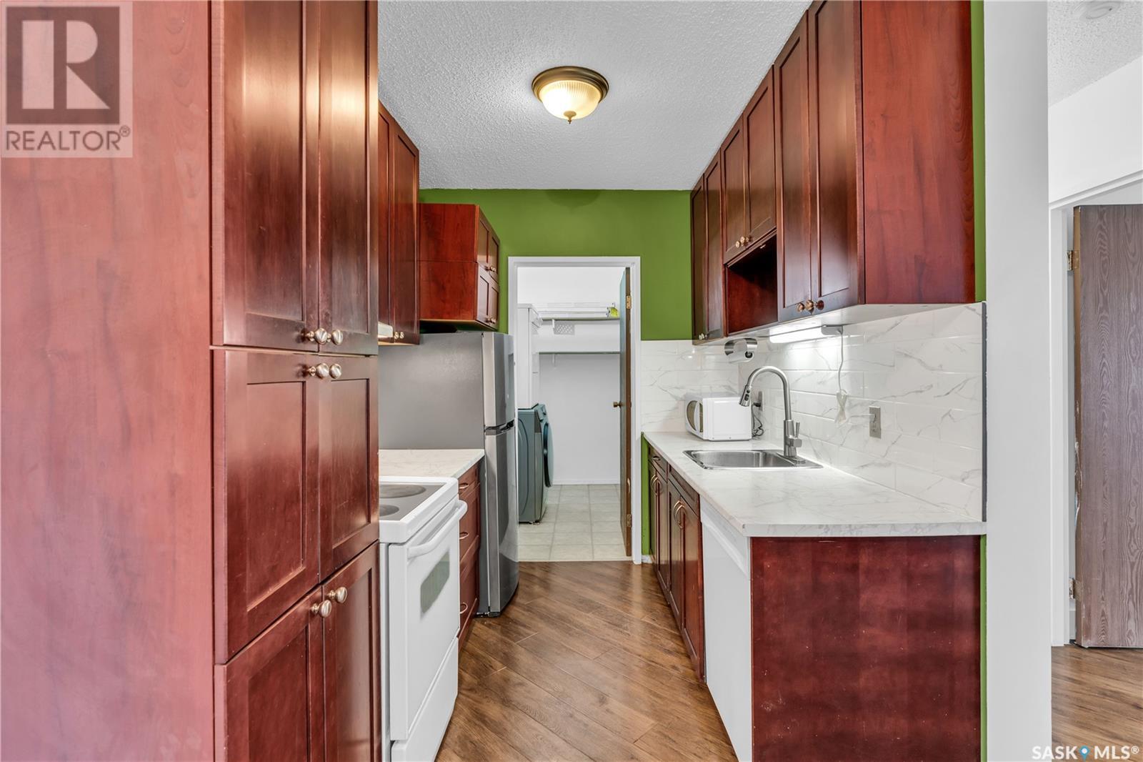 Single Family House Low rise for Sale in   Tait CRESCENT Saskatoon 