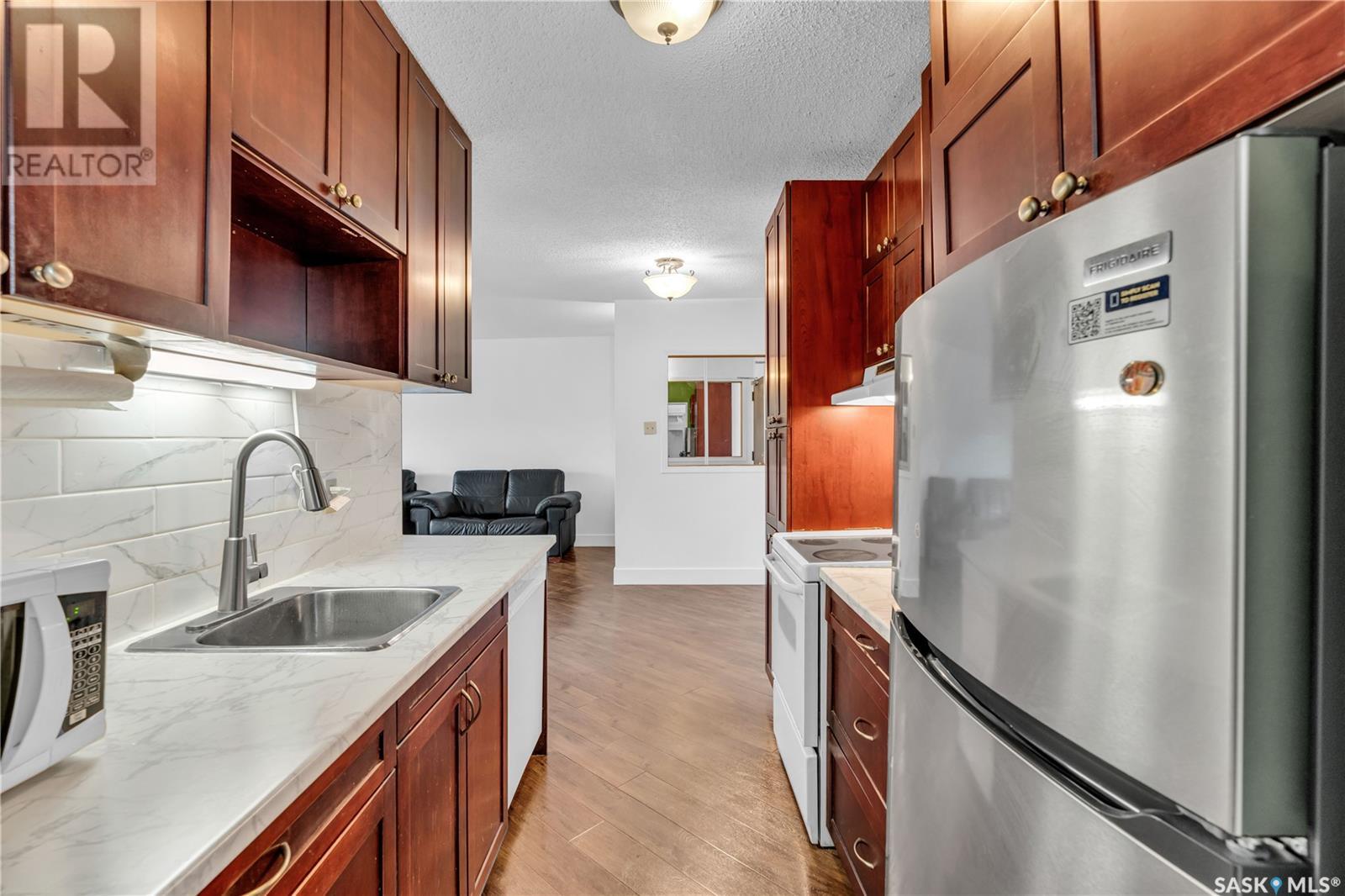 Single Family House Low rise for Sale in   Tait CRESCENT Saskatoon 