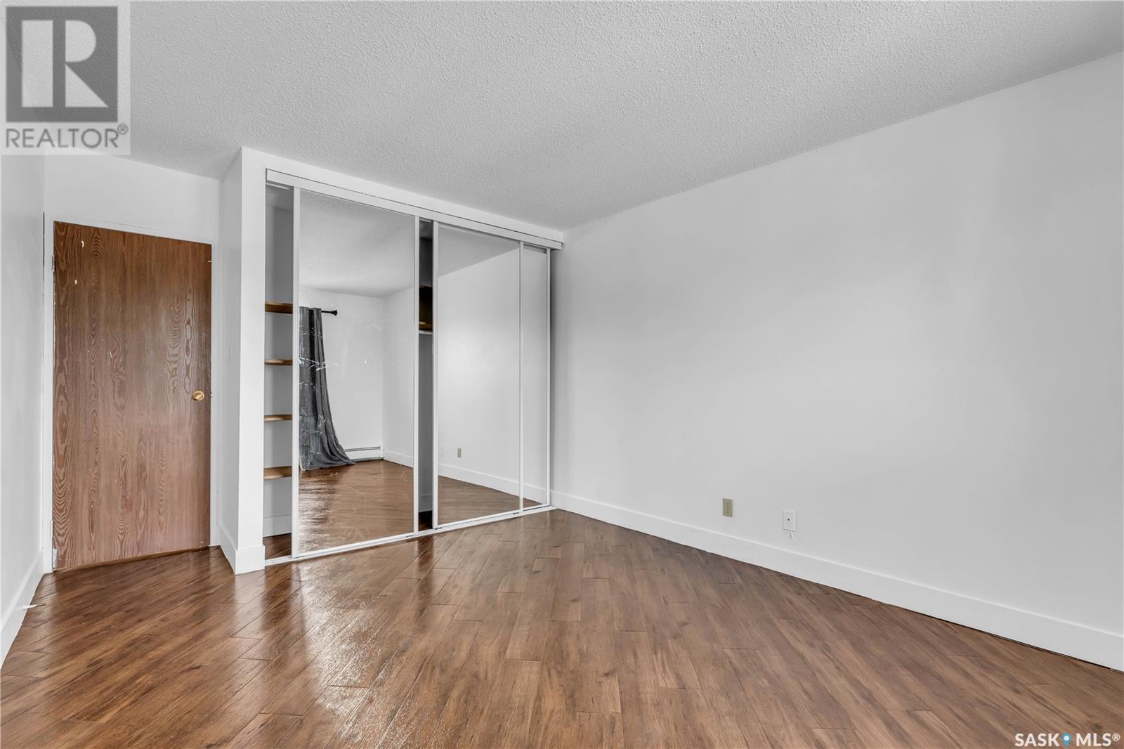 Single Family House Low rise for Sale in   Tait CRESCENT Saskatoon 
