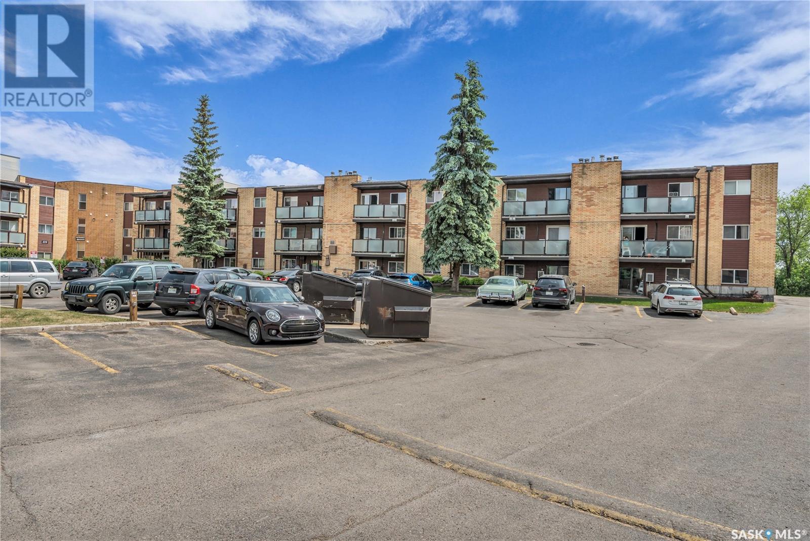 Single Family House Low rise for Sale in   Tait CRESCENT Saskatoon 