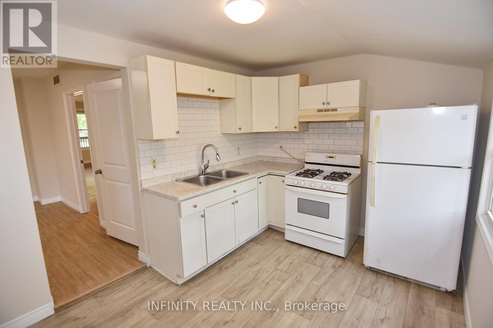 Photo 8 of 1017 Henry Ford Centre Drive, Windsor ON