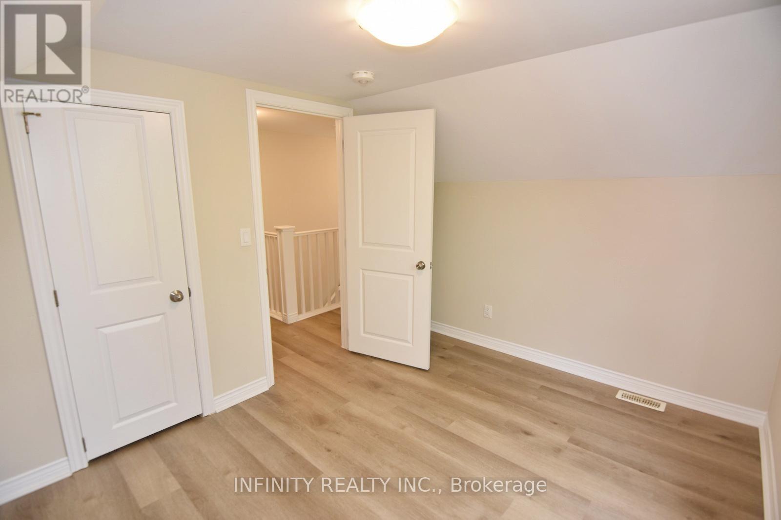 Photo 23 of 1017 Henry Ford Centre Drive, Windsor ON