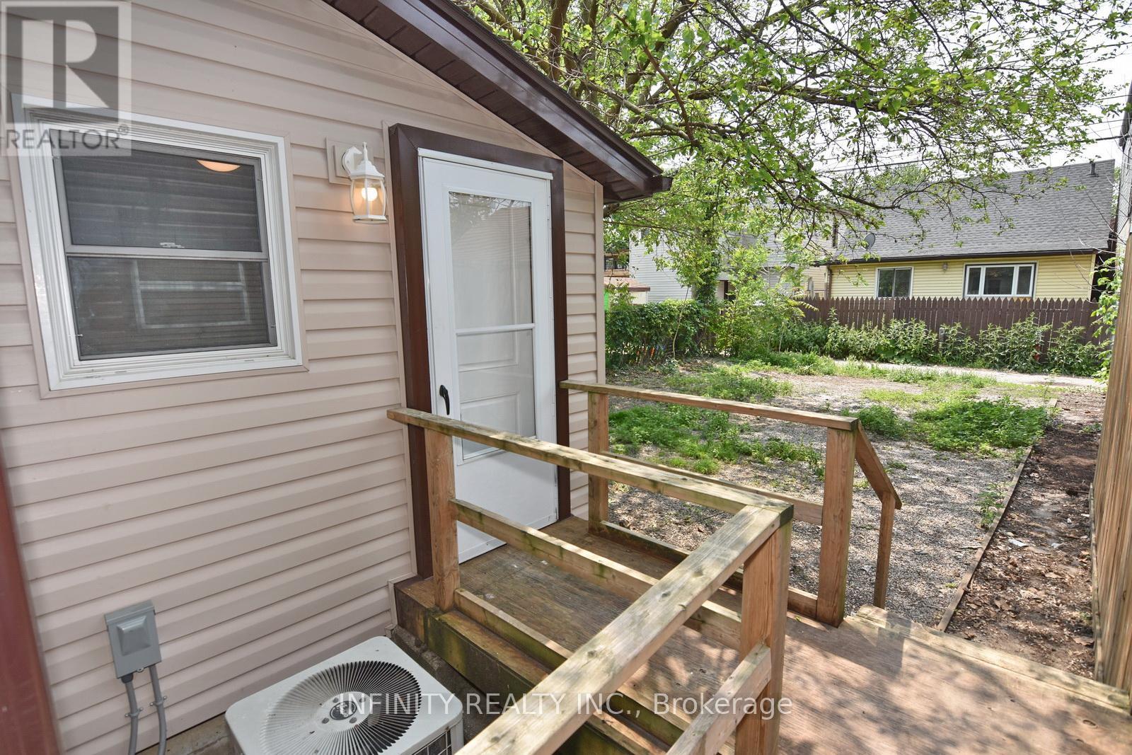 Photo 21 of 1017 Henry Ford Centre Drive, Windsor ON