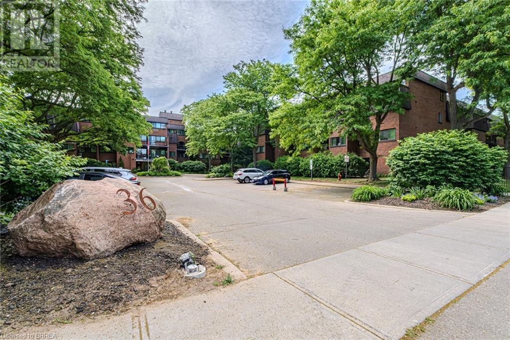 Photo 44 of 36 Hayhurst Road Unit 316, Brantford ON