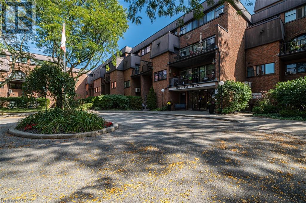 Photo 15 of 36 Hayhurst Road Unit 316, Brantford ON
