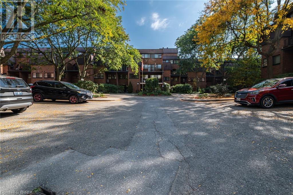 Photo 38 of 36 Hayhurst Road Unit 316, Brantford ON