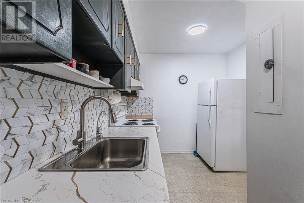 Photo 32 of 36 Hayhurst Road Unit 316, Brantford ON