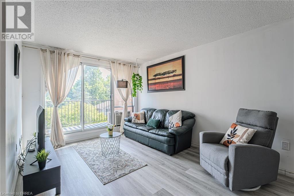 Photo 14 of 36 Hayhurst Road Unit 316, Brantford ON