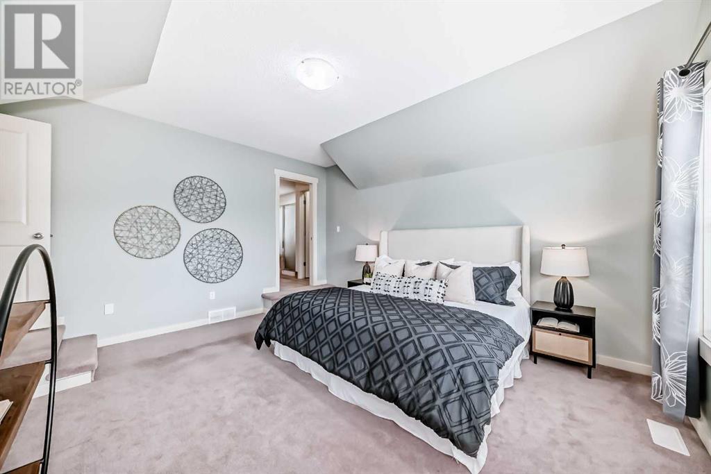 Single Family House for Sale in  Evergreen Circle SW Evergreen Calgary 