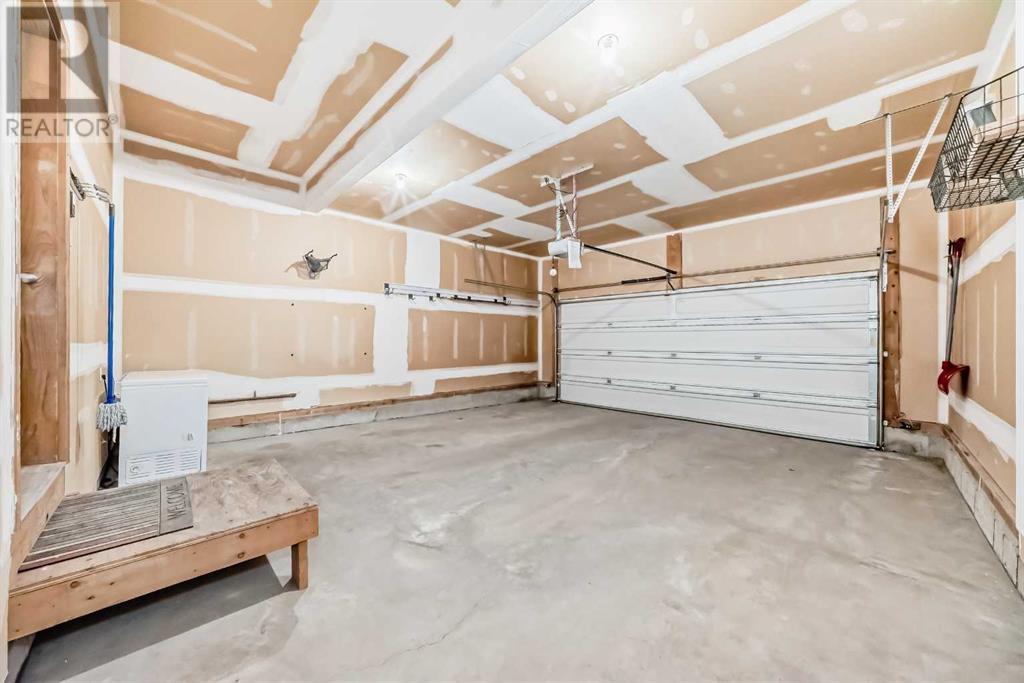 Single Family House for Sale in  Evergreen Circle SW Evergreen Calgary 
