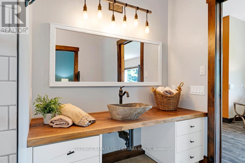 Photo 17 of 301 Maberly Station Road, Tay Valley ON