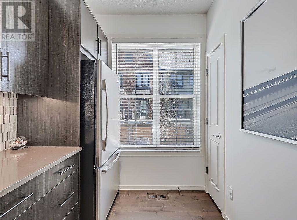 Single Family House for Sale in  Ascot Circle SW Aspen Woods Calgary 